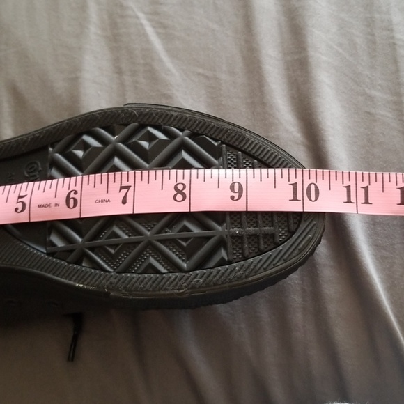 Juniors Black and Gray All Star converse - Picture 7 of 7